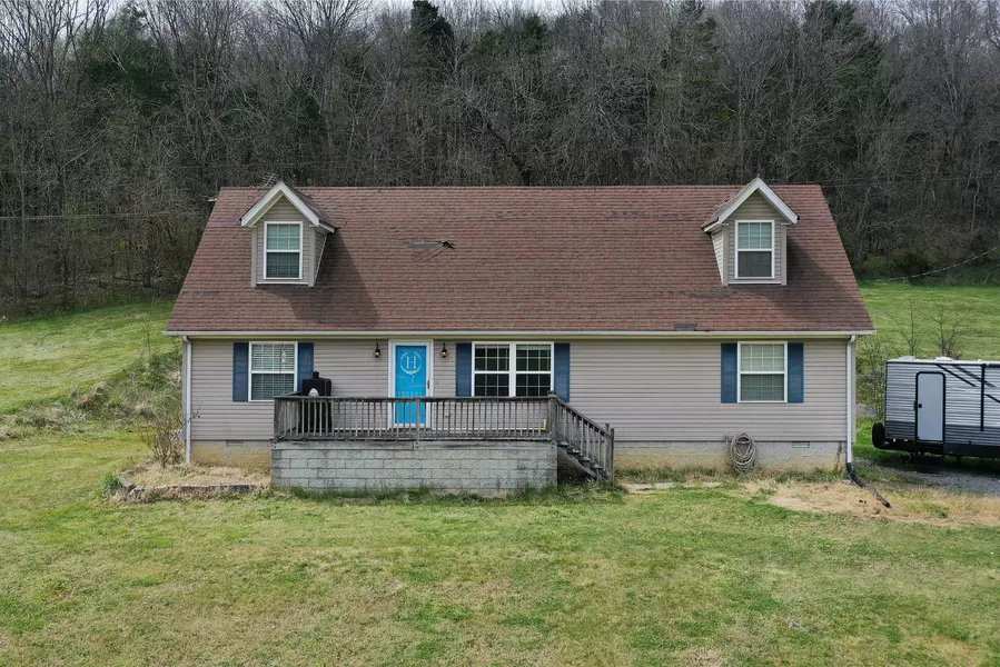 209 Bowmans Branch Ln, Pleasant Shade, TN 37145