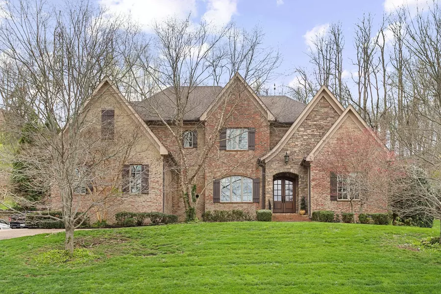 1128 Radnor Glen Dr, Brentwood, TN 37027