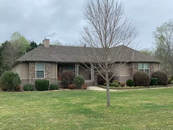 Winchester, TN 37398,355 Dry Creek Ln