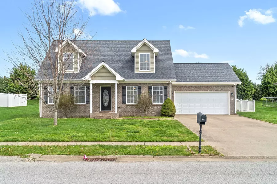 204 Westminster Pl, Hopkinsville, KY 42240