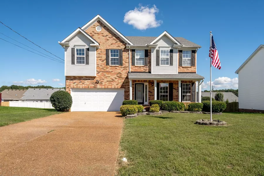 118 Wolverine Trl, La Vergne, TN 37086