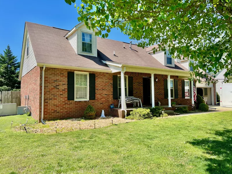 1110 Coventry Ln, Murfreesboro, TN 37128