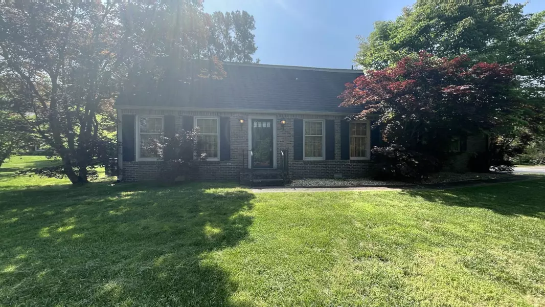 3012 Cox Mill Rd, Hopkinsville, KY 42240