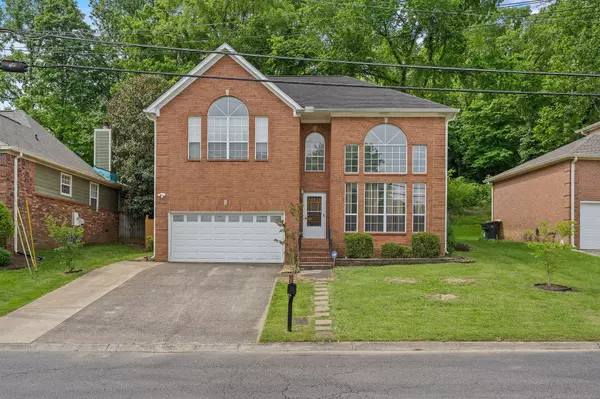 5021 W Oak Highland Dr, Antioch, TN 37013