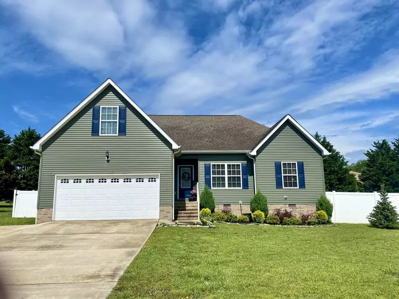 228 Williamsburg Cir, Tullahoma, TN 37388