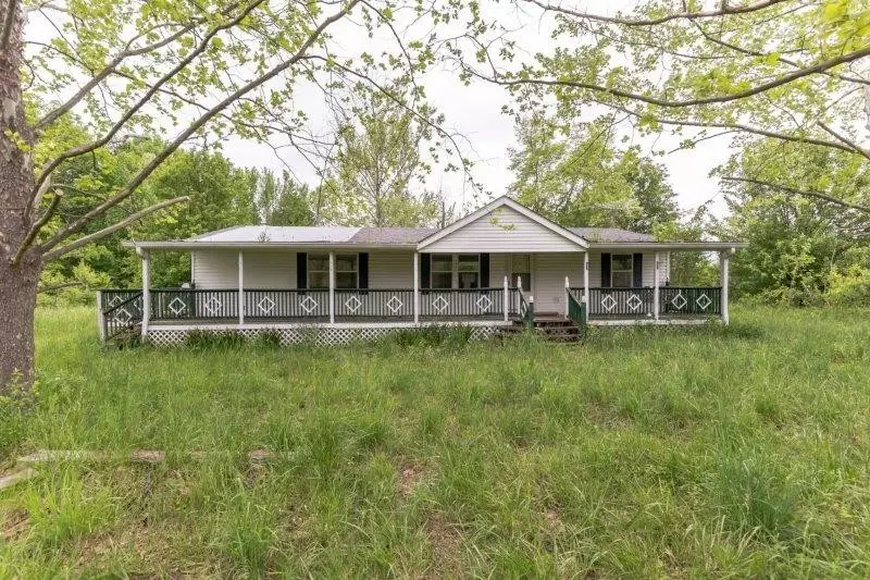 7151 Highway 41 #N, Cedar Hill, TN 37032