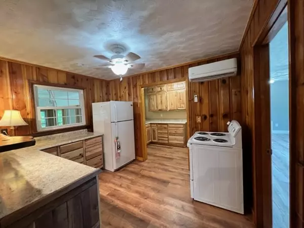 Elora, TN 37328,16823 David Crockett Pkwy #W