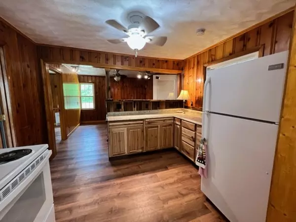 Elora, TN 37328,16823 David Crockett Pkwy #W