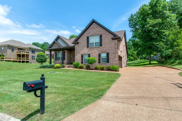 Mount Juliet, TN 37122,105 Hawthorne Vly