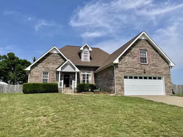 3942 Stella Dr, Clarksville, TN 37040