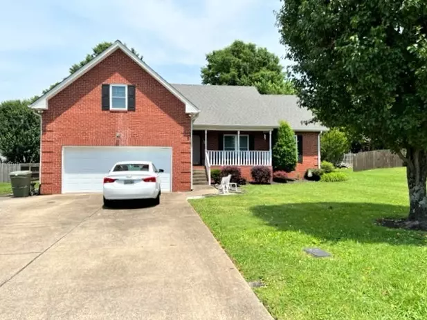 517 Christy Dr, Lebanon, TN 37087