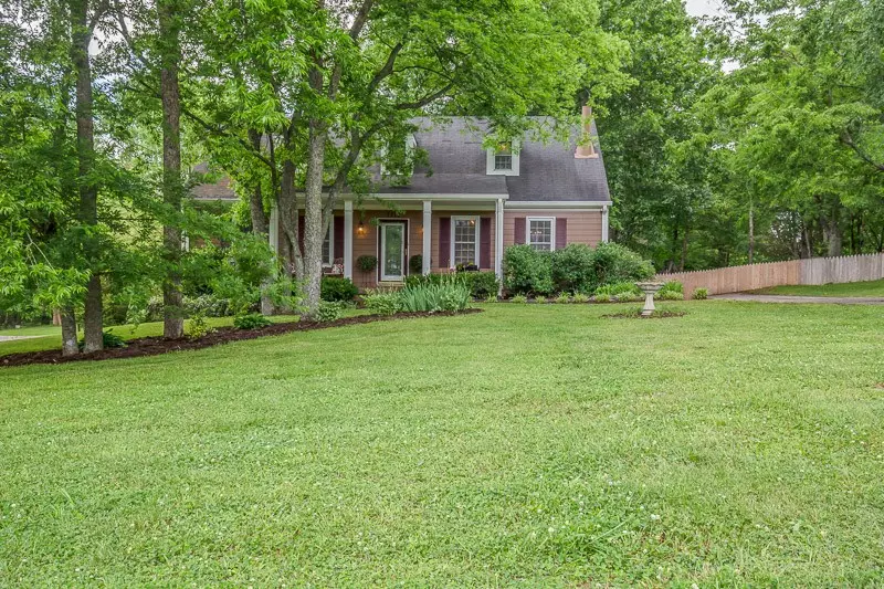 1211 Countryside Dr, Nolensville, TN 37135