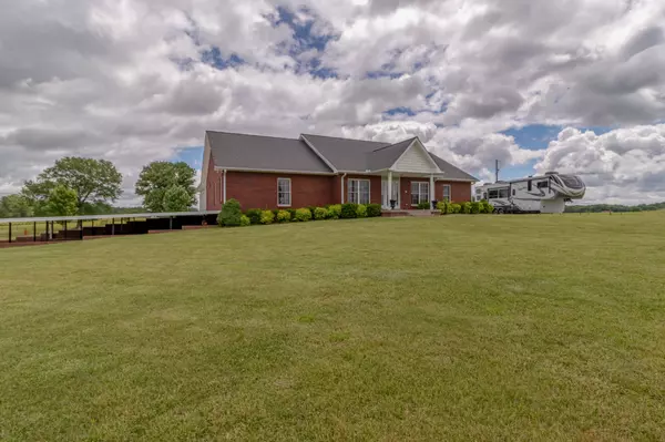 Chapmansboro, TN 37035,5075 Knox Rd