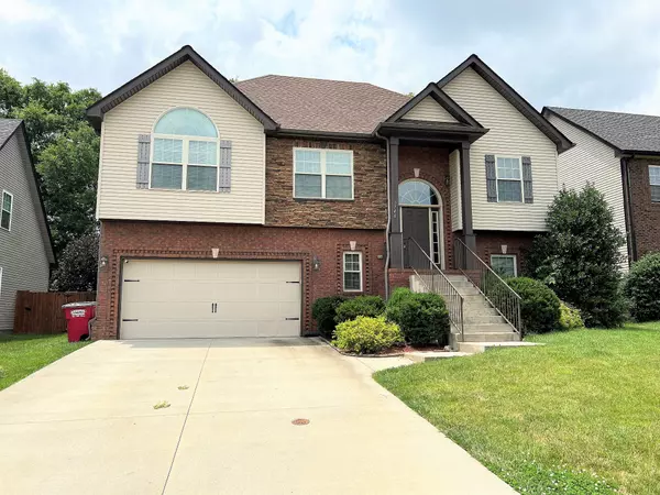 3746 Windmill Dr, Clarksville, TN 37040