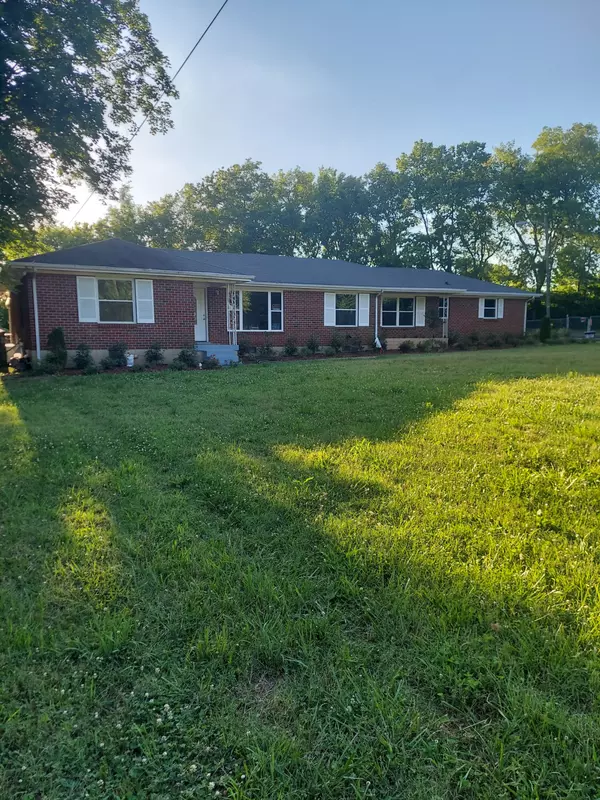 131 Hunters Trl,  Hendersonville,  TN 37075