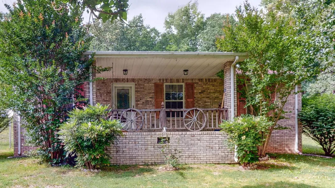 781 Norris Hollow Rd, Vanleer, TN 37181