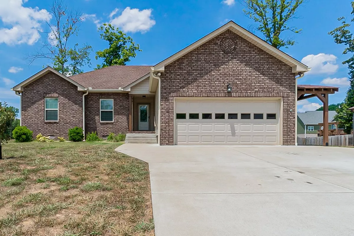 Cross Plains, TN 37049,1091 Bonnie Ln