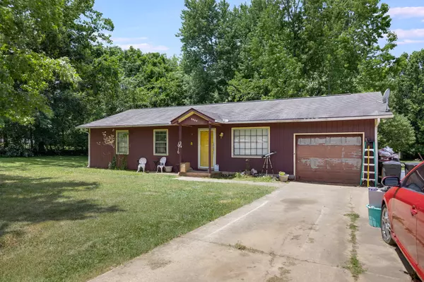 3064 Fieldview Dr, Murfreesboro, TN 37128