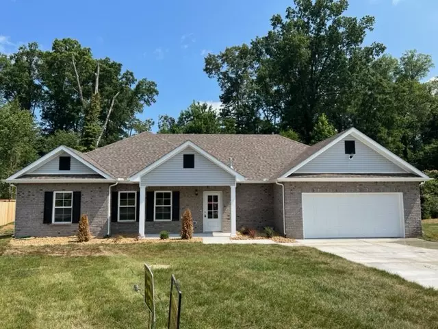 139 Blue Sky Ct, Tullahoma, TN 37388