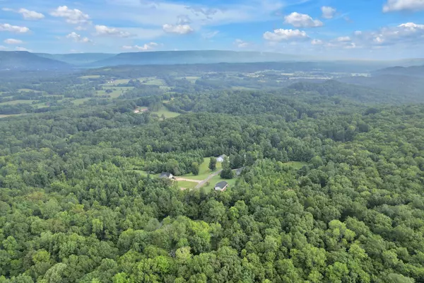 Jasper, TN 37347,320 Stoker Ridge Rd