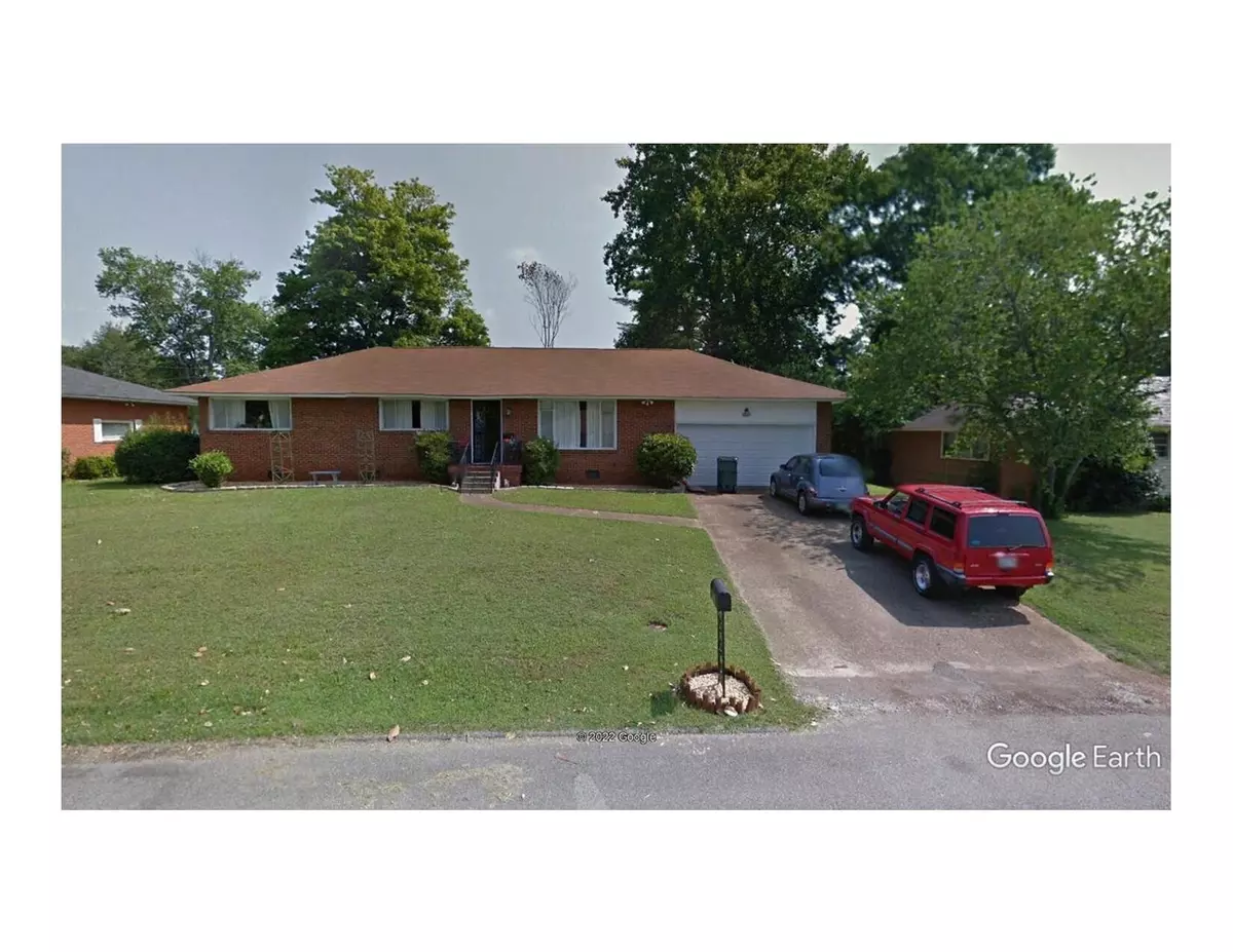 Chattanooga, TN 37411,4429 Lilac Lane