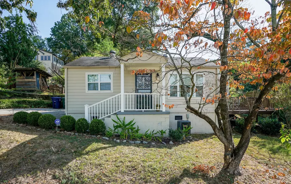 402 Woodland Avenue, Chattanooga, TN 37405