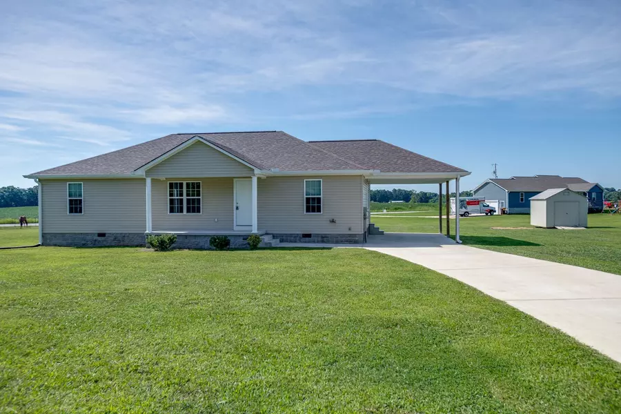 97 Brace Loop, Summertown, TN 38483