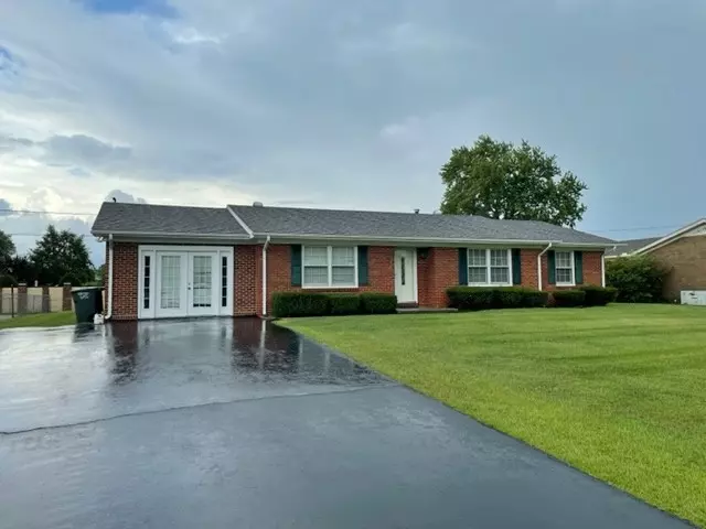 210 Gillen Dr, Sparta, TN 38583