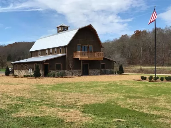 1687 Gilliam Hollow Rd, Dickson, TN 37055