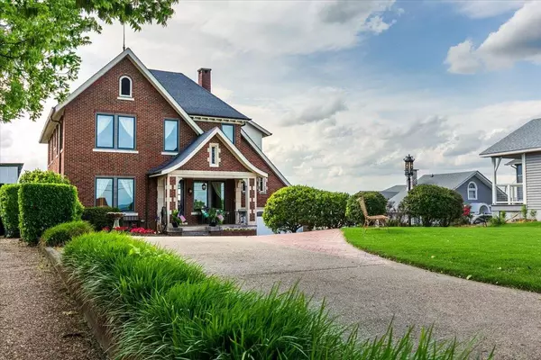 89 S Crest Road, Chattanooga, TN 37404