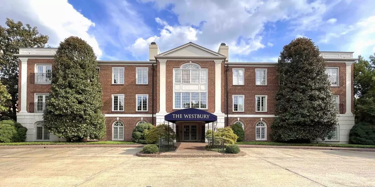 Nashville, TN 37205,3737 West End Ave #305