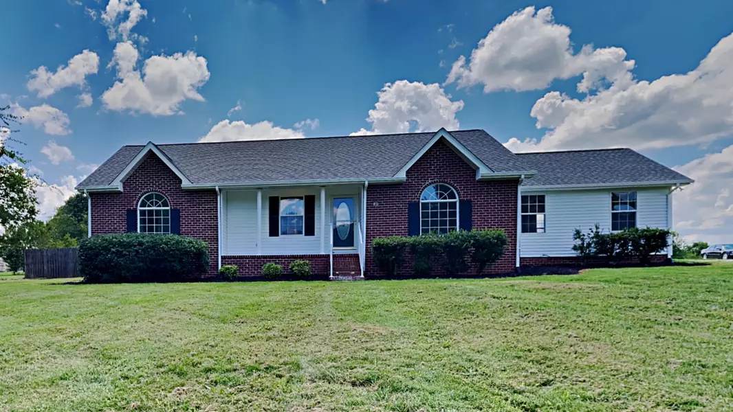 873 Rock Springs Rd, Castalian Springs, TN 37031