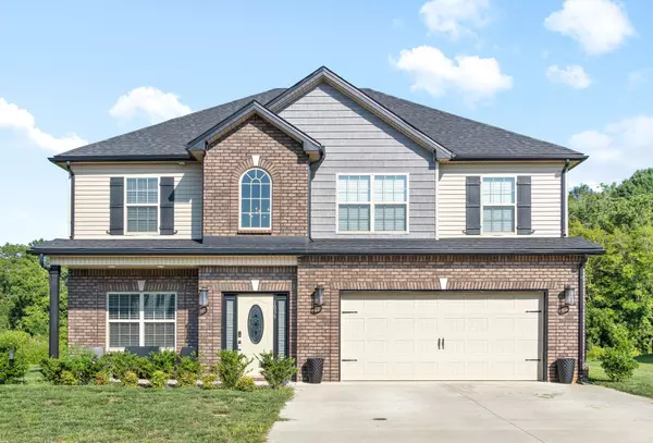 1039 Terraceside Cir, Clarksville, TN 37040