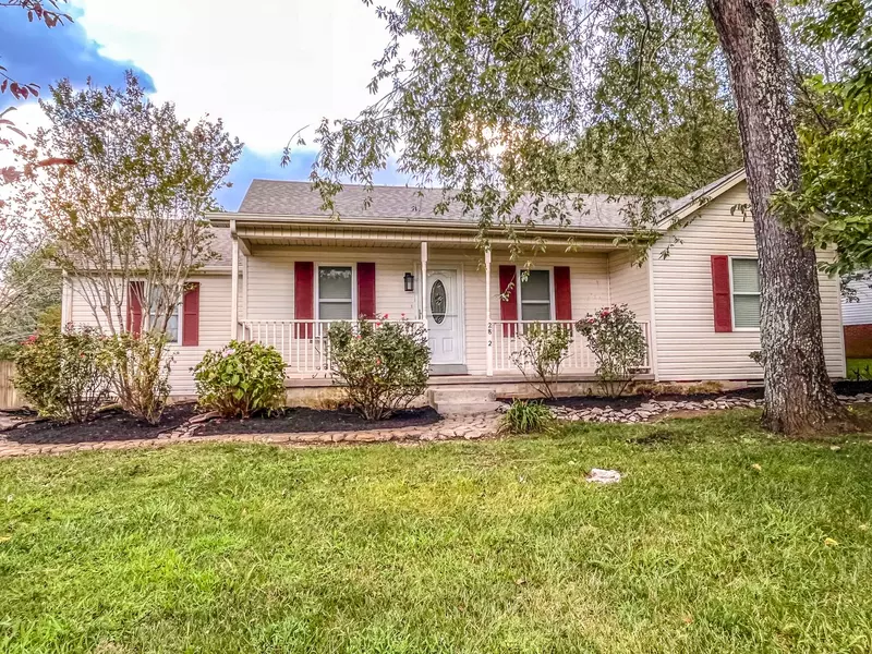 2822 Meadowhill Dr, Murfreesboro, TN 37130