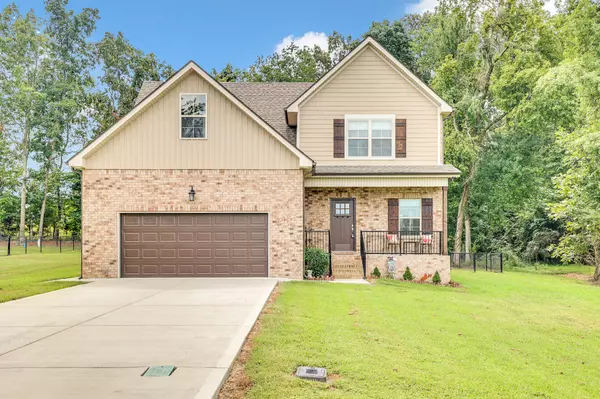 135 Oak Glen Dr, Smithville, TN 37166