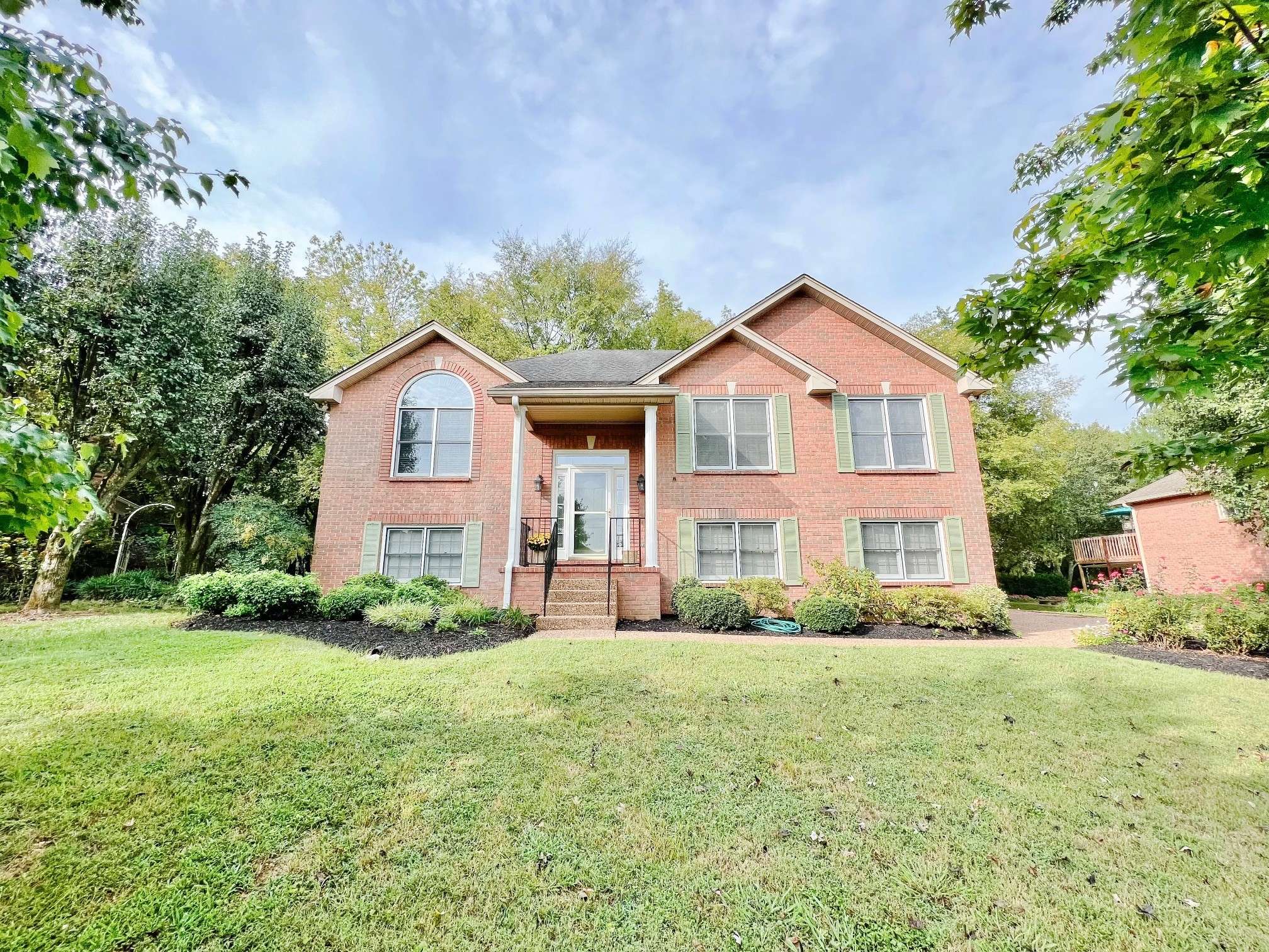 2203 Brookvalley Ct, Mount Juliet, TN 37122