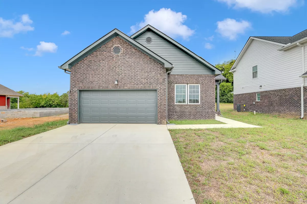 Gallatin, TN 37066,814 Blessings Way