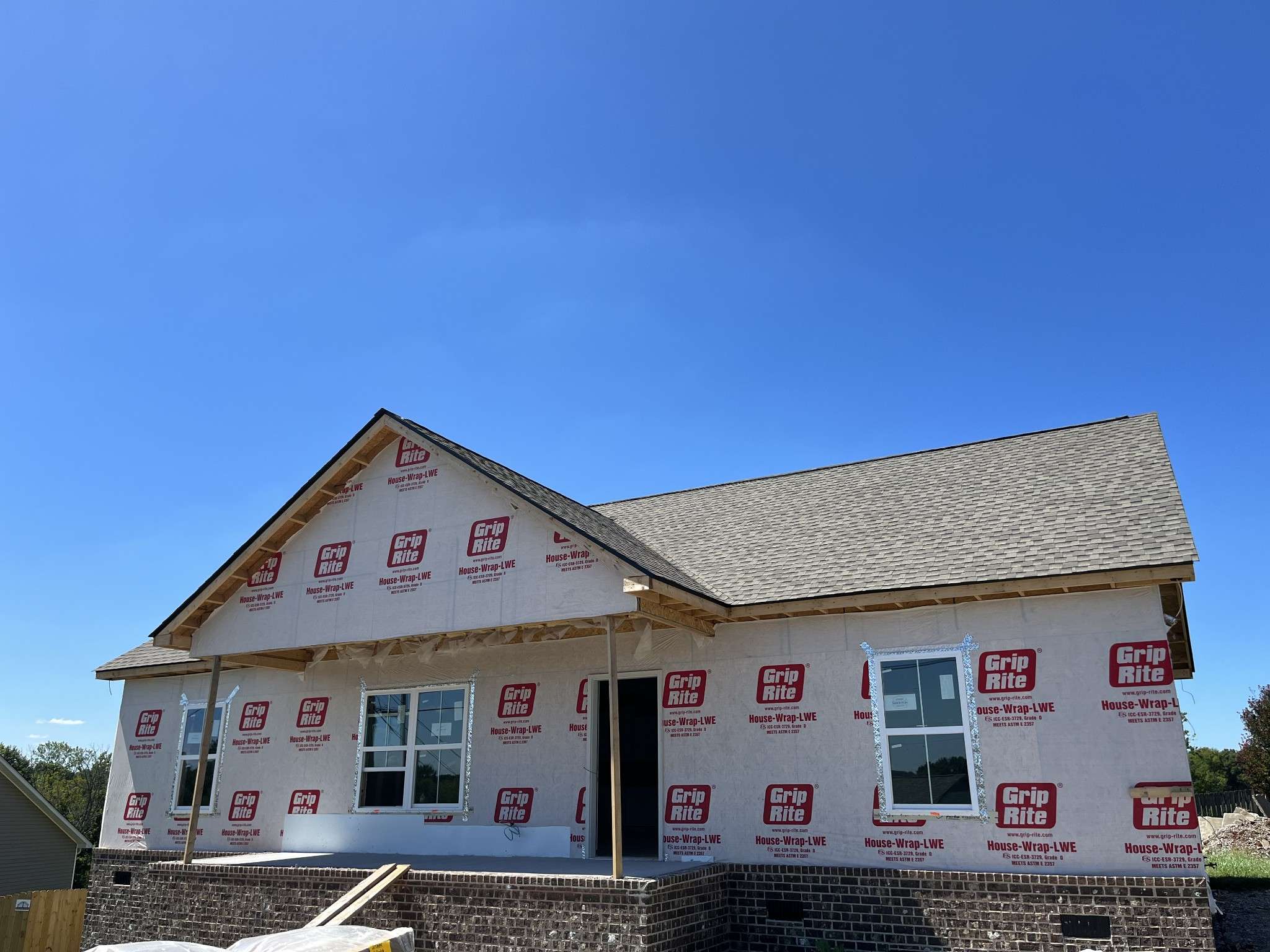 2137 Hollandale Cir, Columbia, TN 38401