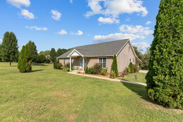 Huntland, TN 37345,746 Stratton Rd