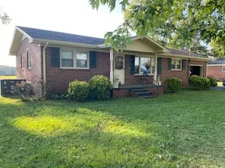 107 12th Ave #N, Decherd, TN 37324