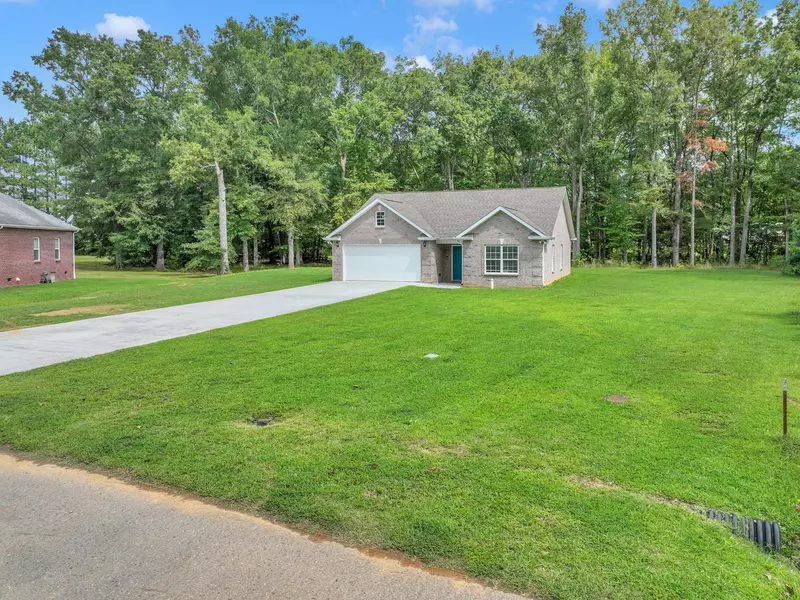 251 Oak Hollow Rd, Manchester, TN 37355