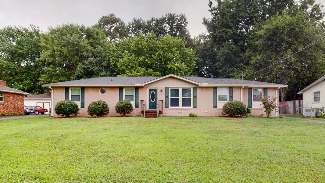 219 Gatone Dr, Hendersonville, TN 37075