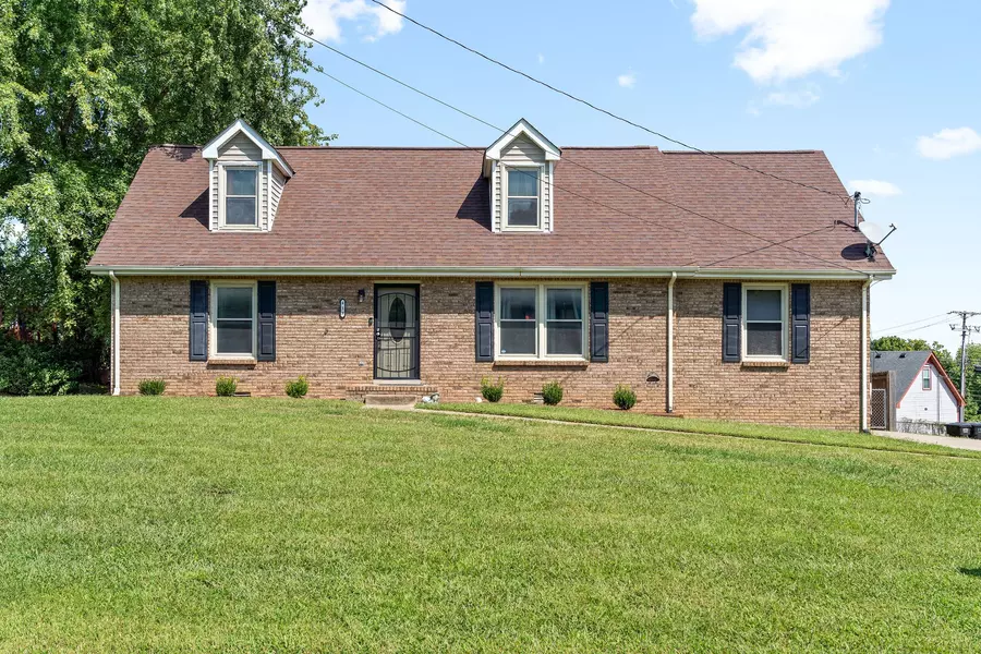 419 Spencer Ln, Clarksville, TN 37042