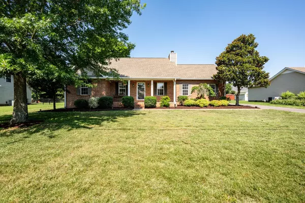 2032 Pecan Ridge Drive, Murfreesboro, TN 37128