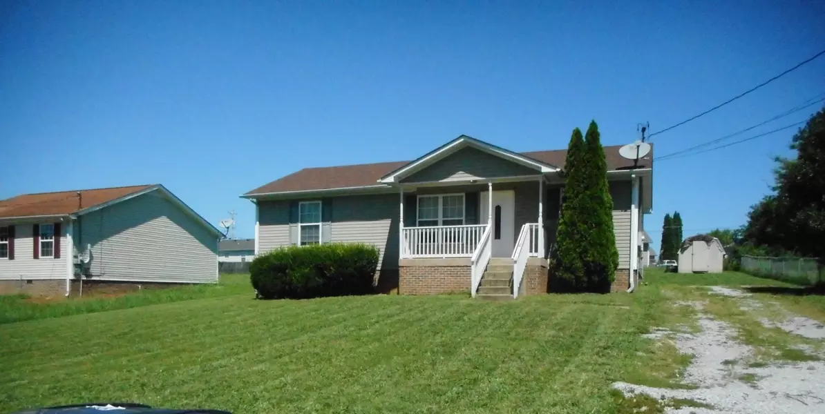 115 Grant Ave, Oak Grove, KY 42262