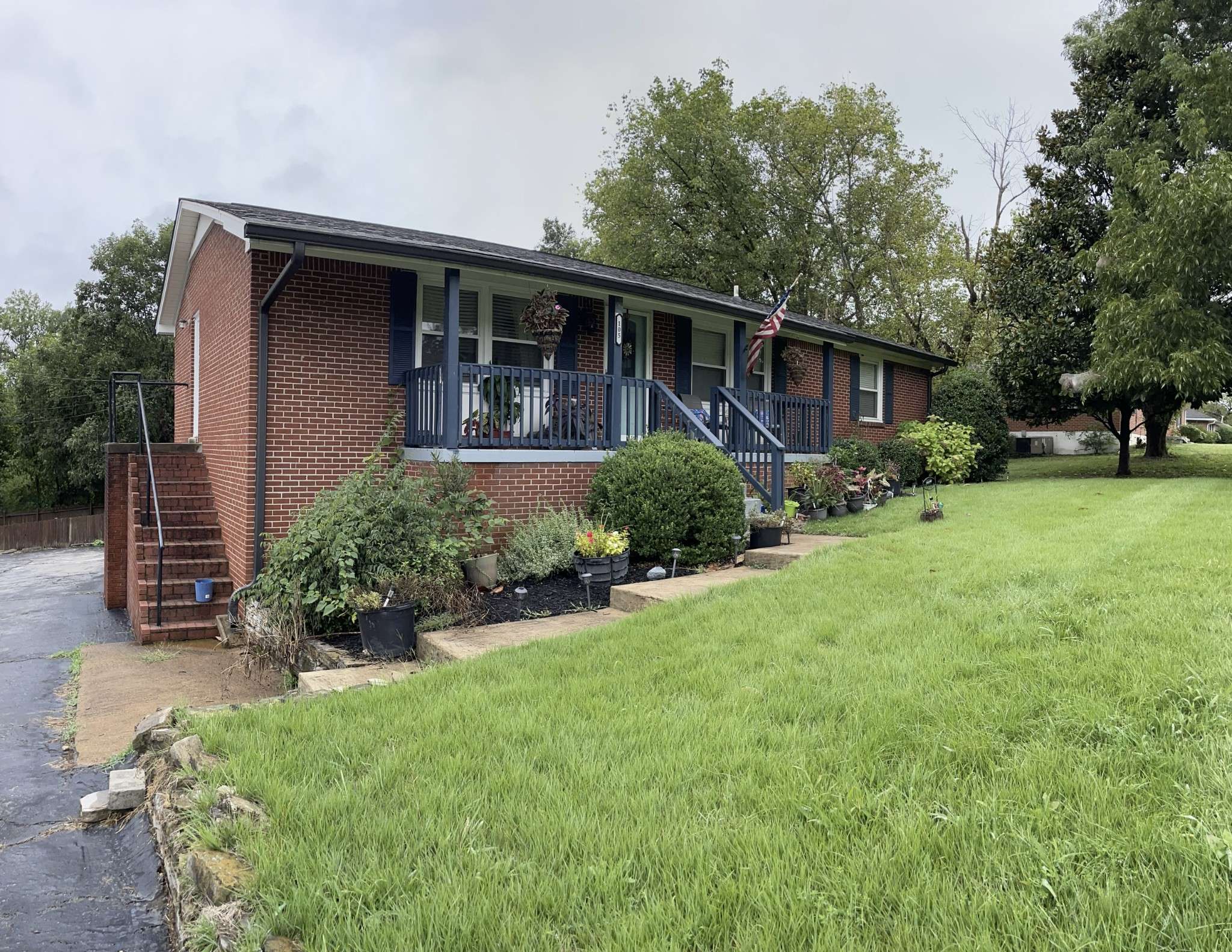 105 Shady Dr, Columbia, TN 38401