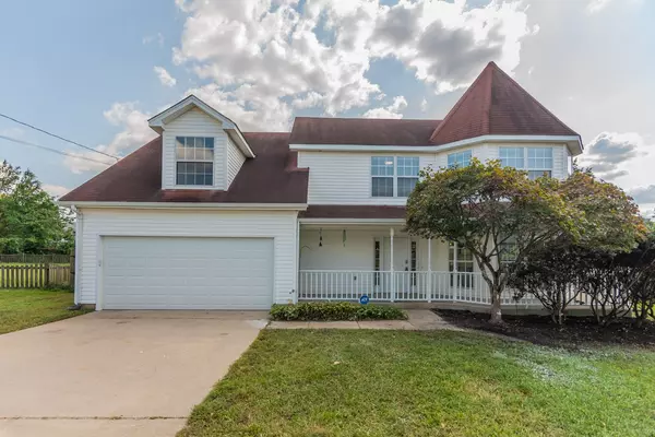 422 Randall Ln, La Vergne, TN 37086