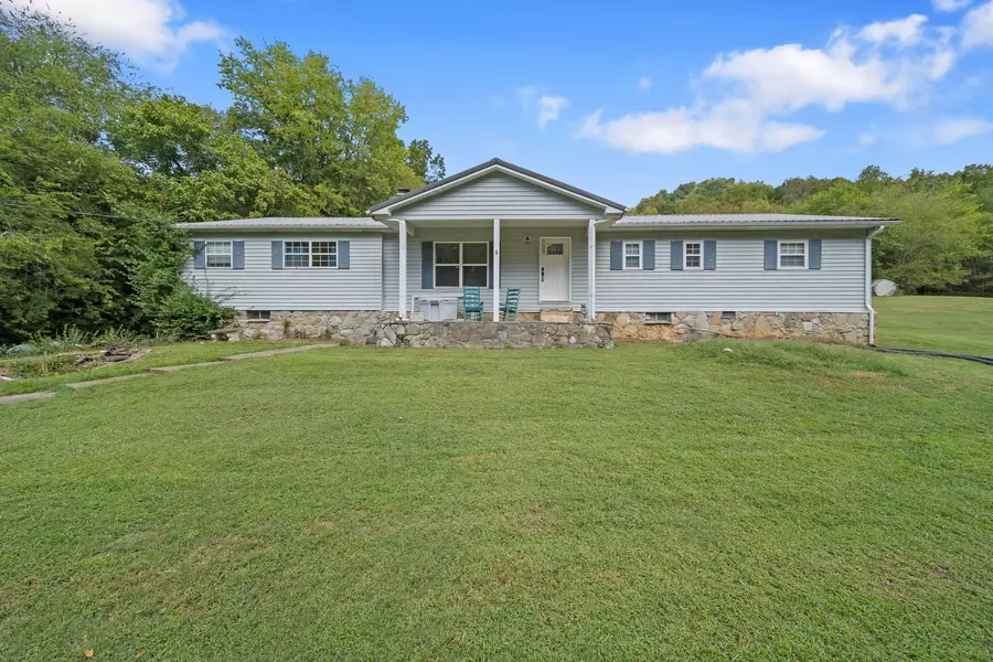 14139 Medley Hill Rd, Silver Point, TN 38582