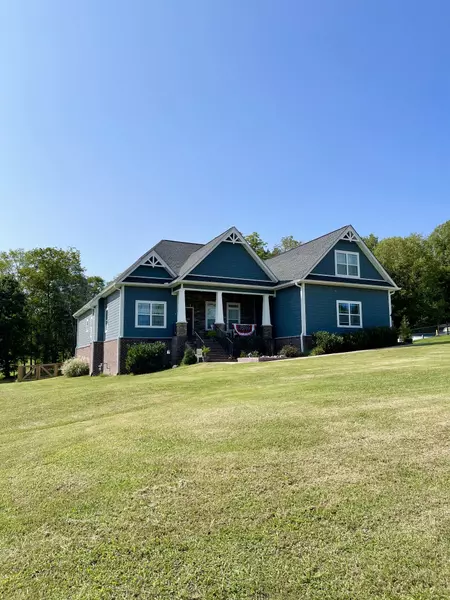 397 Tom Link Rd, Cottontown, TN 37048