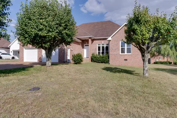 102 Highland Rdg, Hendersonville, TN 37075